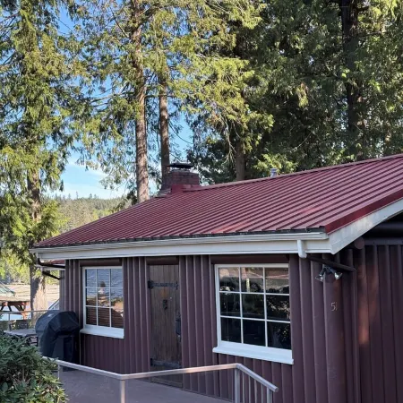 Scenic View Cabin Near Alderbrook Resort