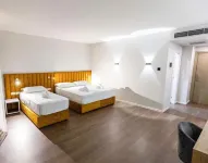 Ajsel Hotel - ที่มีสระว่ายน้ำ