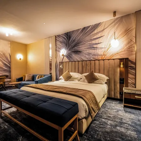 Hotel Supreme