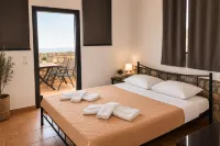 Lalloudes Hotel Mani - parking