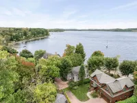 Gorgeous Lakefront Home w Private Beach Views - Beach