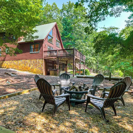 Ellijay Cabin Hot Tub, Mtn Views & Game Room