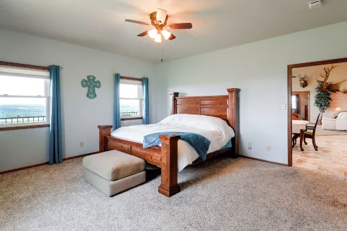 Bison Ranch Retreat: 8 Mi to Niobrara State Park -  Privatzimmer