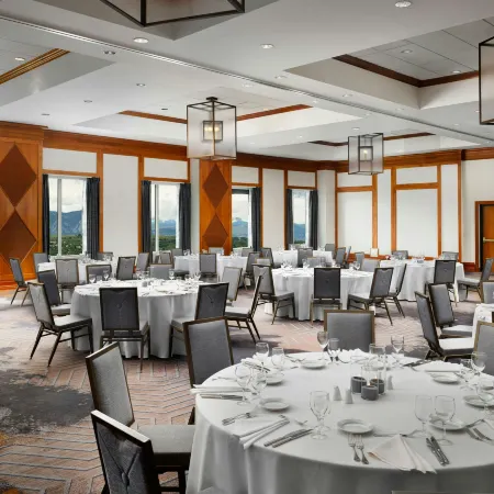 Renaissance Boulder Flatiron Hotel