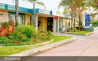 Soldiers Motel - Motels