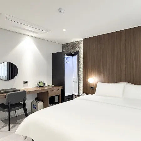 Uljin La Belle Hotel & Spa