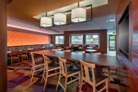 Fairfield Inn & Suites Syracuse Carrier Circle - breakfast