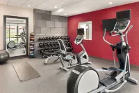 Home2 Suites by Hilton Barrie - Phòng Gym