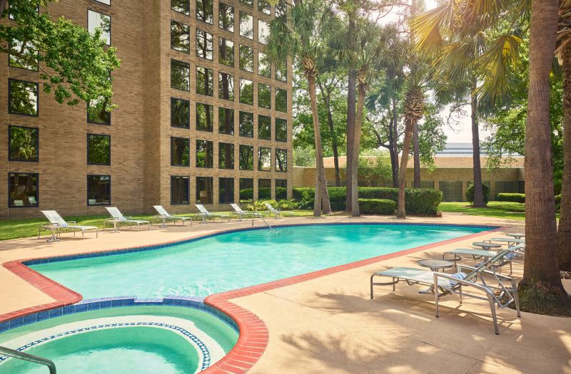 DoubleTree by Hilton Houston Intercontinental Airport photo 2