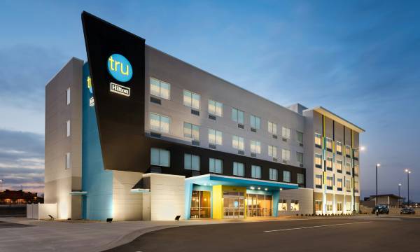 Tru by Hilton Cedar Rapids Westdale