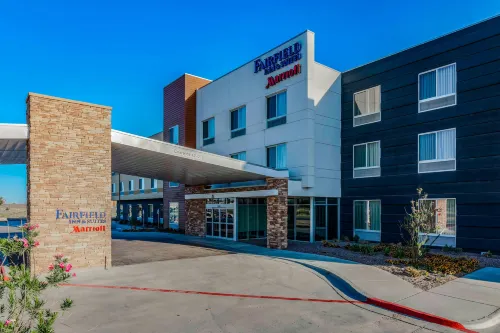 Fairfield Inn & Suites Pecos - 3 Sao