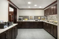 Homewood Suites by Hilton Manchester/Airport - فطور
