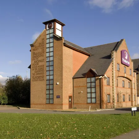 Premier Inn Guildford North (A3)