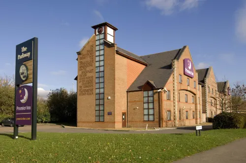 Premier Inn Guildford North (A3) - 3-Star