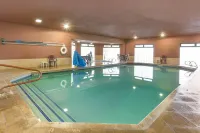 Comfort Inn Near Grand Canyon - Pools