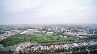 Good Choice And Spacious 2Br At Grand Dharmahusada Lagoon Apartment - Spor Salonu