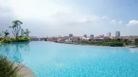 Good Choice And Spacious 2Br At Grand Dharmahusada Lagoon Apartment - Spor Salonu