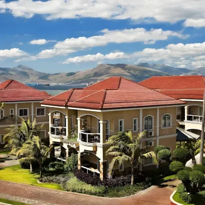 Moonbay Marina the Villas Hotels near Ocean Adventure, Subic Bay