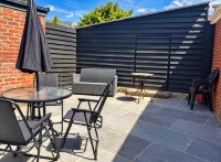 Stunning 2-Bed Apt, Sleeps 6 in the New Forest - 2-Star