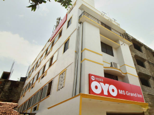 OYO 11333 MS Grand Inn