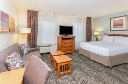 Sonesta ES Suites Atlanta Perimeter Center Hotels near Perimeter Mall