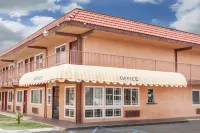 Days Inn by Wyndham Barstow Hotel dekat Calico Ghost Town