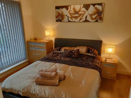 Marina View Duplex Apt  2 Br  Parking  St Neots Town Centre