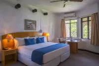 Caribbea Bay Resort