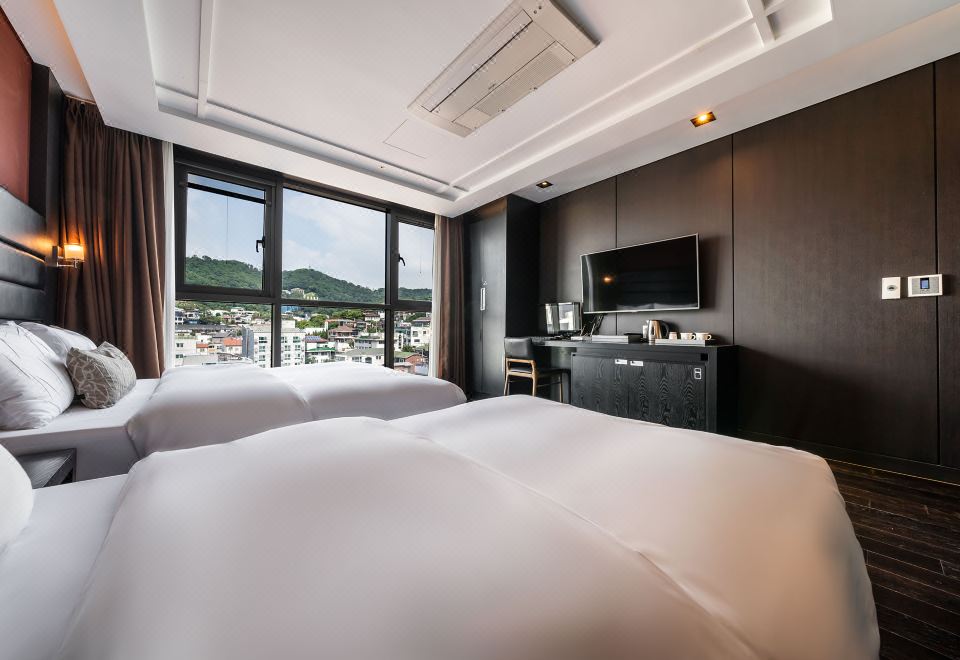 3. 브라운도트 인천..