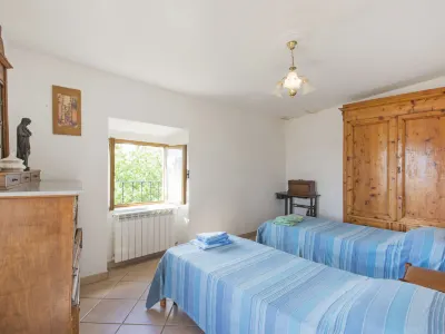 Via Vannocci Hotel in zona La Miniera di Caporciano