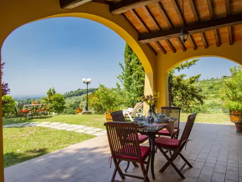 Elisa - 3 tähden