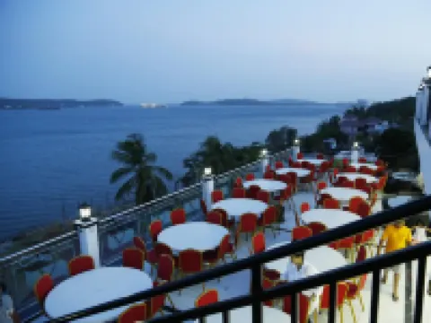 Villa Hotel Hotels in Trincomalee