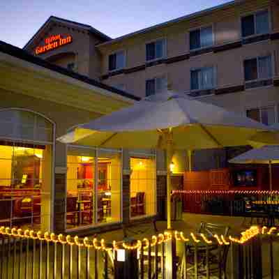 Hilton Garden Inn Ontario/Rancho Cucamonga Hotel Exterior