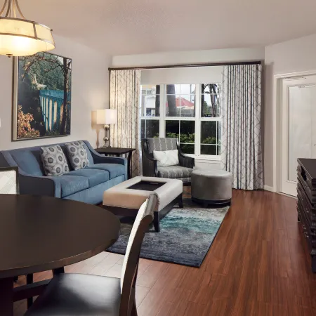 Hilton Grand Vacations Club Tuscany Village Orlando Отели рядом с достопримечательностью «Grand Cypress Golf Club»