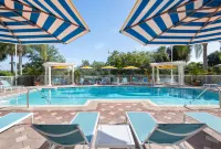 DoubleTree Suites by Hilton Naples - Beach