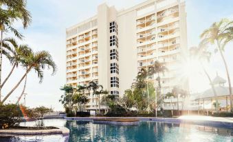 Pullman Cairns International