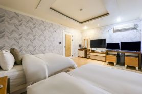 Cinema Motel