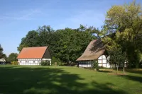AKZENT Hotel Hubertus Melle Hotels in der Nähe von Russische Saunapark