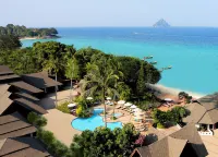 Phi Phi Holiday Resort - Pemandangan Pantai