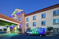 Holiday Inn Express & Suites CLOVIS-FRESNO AREA by IHG