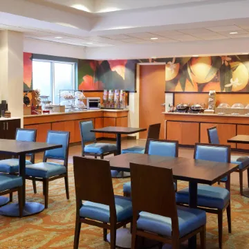 Fairfield Inn & Suites Toronto Brampton