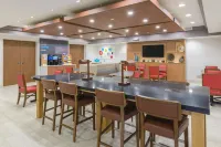 Holiday Inn Express Southington Hotels in Bristol