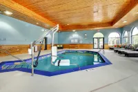 Holiday Inn Express & Suites AURORA - NAPERVILLE by IHG - Hot Tub