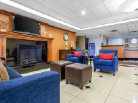 Comfort Inn & Suites Norman Near University Hotels in Norman