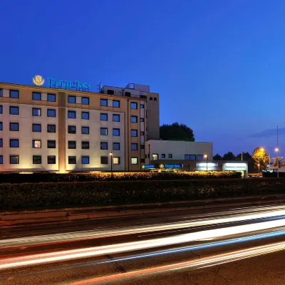 Tulip Inn Padova Hotel dekat PalaFabris