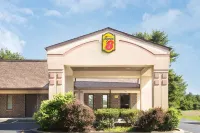 Super 8 by Wyndham Taylorville IL Hotels in Taylorville Township