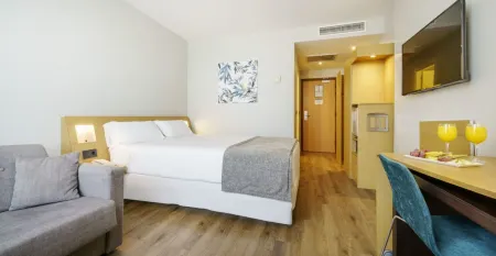 Ilunion Valencia 4