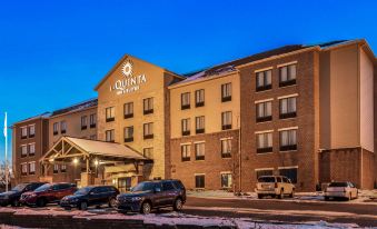 La Quinta Inn & Suites by Wyndham Sioux Falls