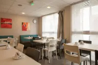 The Originals City, Hôtel Novella, Nantes Centre Gare - servizio colazione