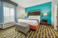 La Quinta Inn & Suites by Wyndham Houston Humble Atascocita Hotels in Atascocita